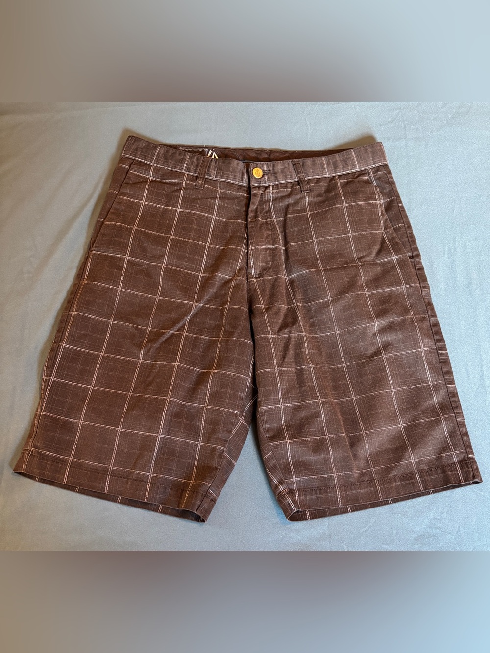 Volcom Men's Plaid Flat Front Shorts